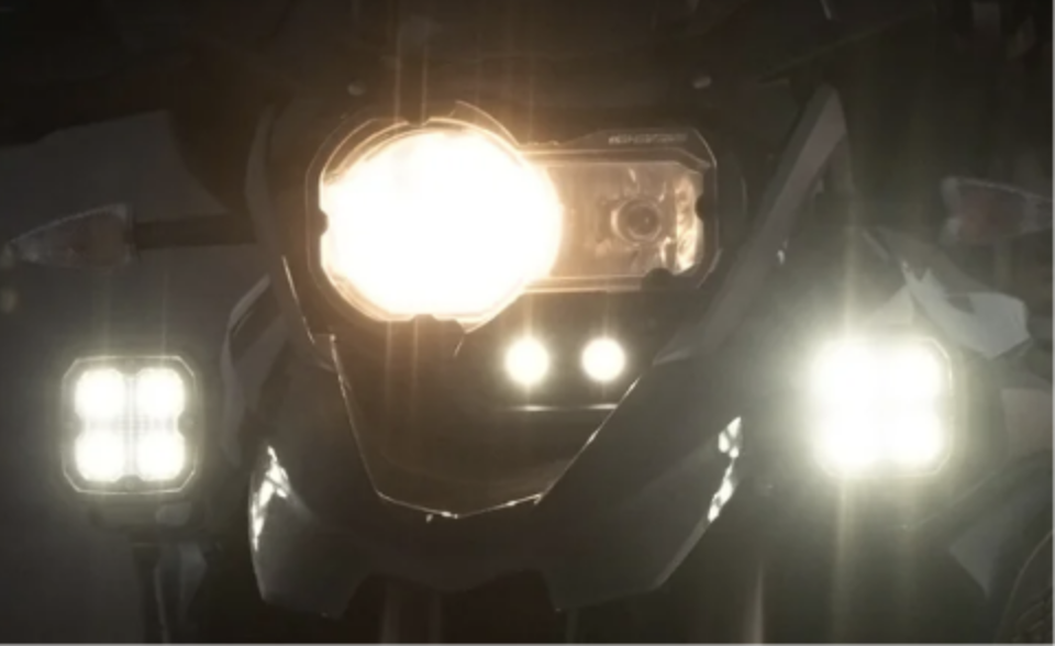 3 headlights